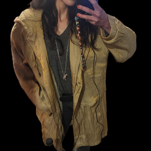 VENEZIA Vinyage Stylish Gold Hooded Jacket - Picture 1 of 13
